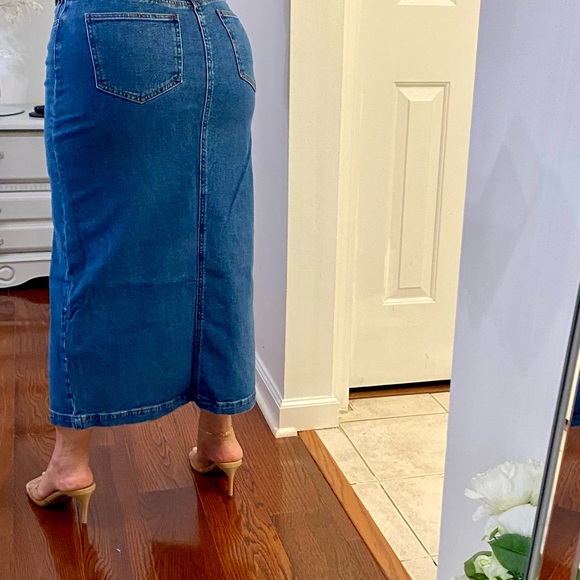 STEVE MADDEN WOMEN’S DENIM MIDI SKIRT COLOR LIGHT WASH SIZE S - Picture 13 of 13